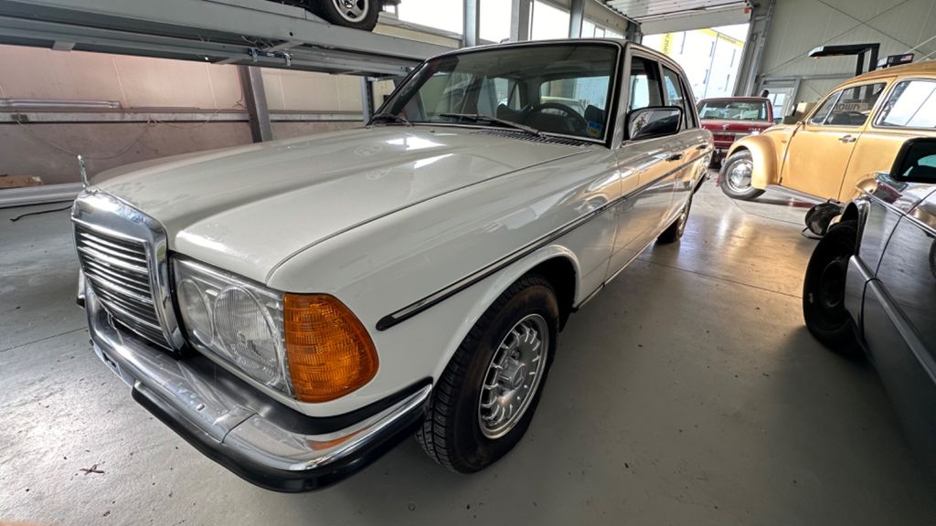 Bild des Angebotes Mercedes-Benz 230