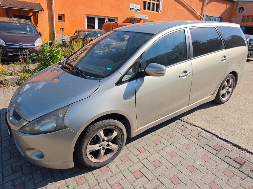 Mitsubishi Grandis 2.4 Intense