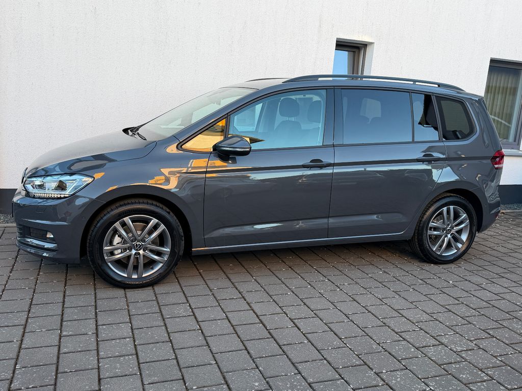Bild des Angebotes Volkswagen Touran 1.5 TSI DSG Limited (AHK,7-S,el.Heckkl.)