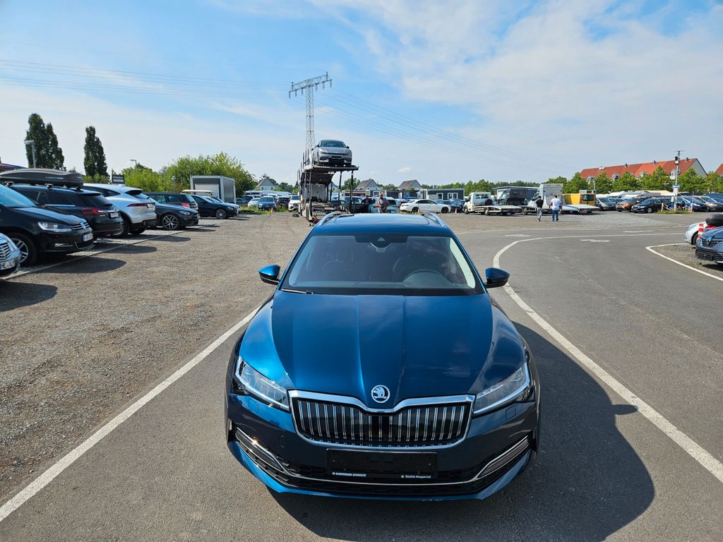 Bild des Angebotes Skoda Superb Combi Style iV 360 gradkamera,LED,,,,,,