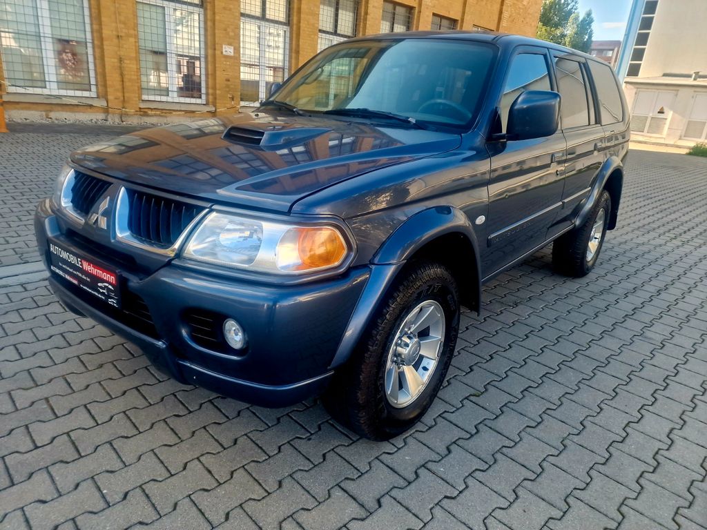Mitsubishi Pajero Sport 2.5 TD Instyle*Klima*Tüv Neu*