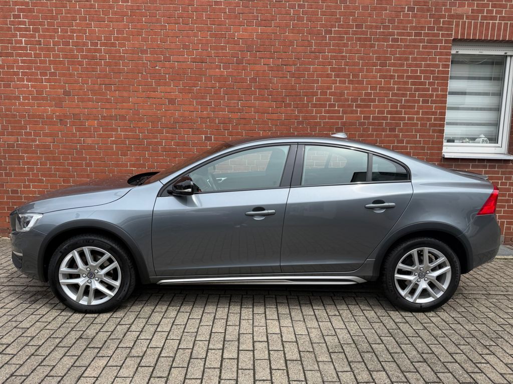 Bild des Angebotes Volvo S60 Cross Country Pro 2.0 D4"Automatik"LED"ACC