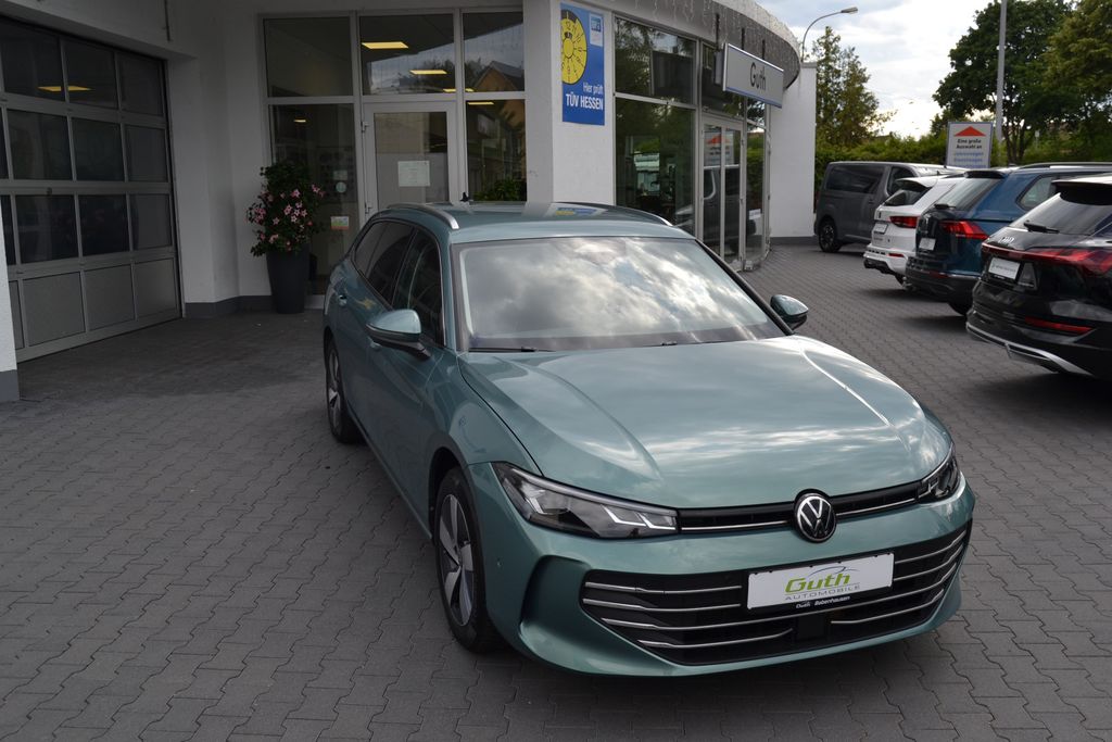 Bild des Angebotes Volkswagen Passat 150 PS TSI -Top Ausstattung- ab 5,49% Fin