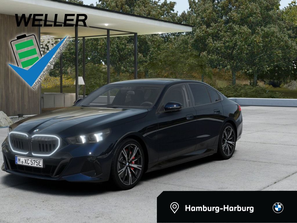 Bild des Angebotes BMW 550e xDrive M Sport Pro AHK,360,B&W,AdpLED,AutoB