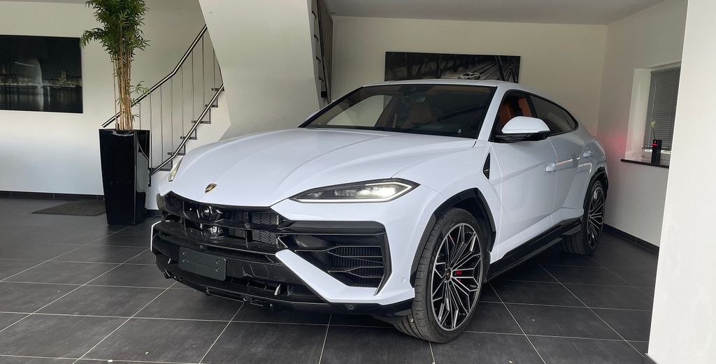 Lamborghini Urus SE-PANO+MASSAGE+23"+B&O+ANIMA+FULL LEATHER