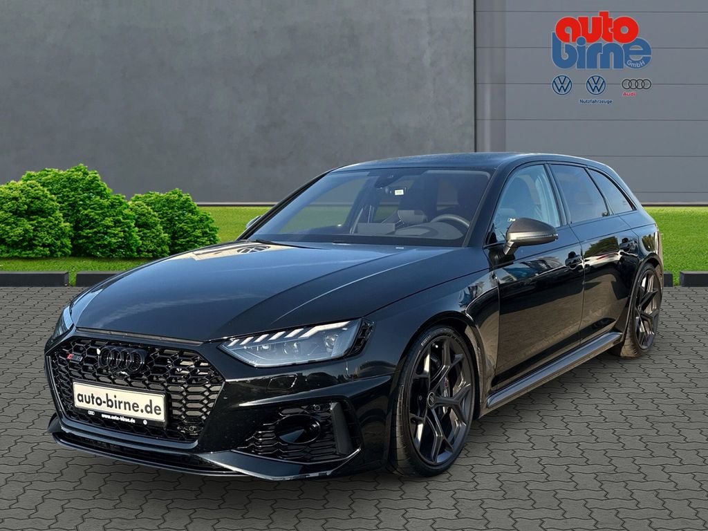 Audi RS4 Avant EDITION 25 YEARS (96 von 250) 300 km/h