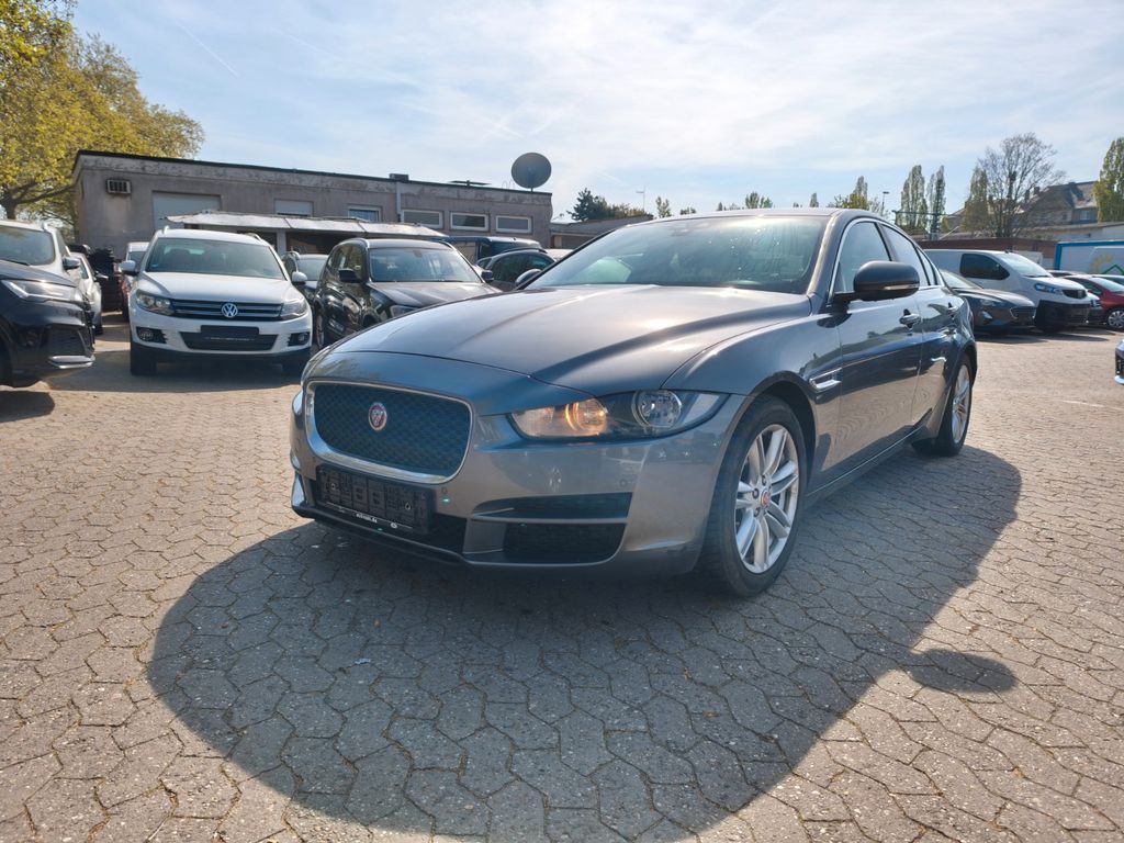 Bild des Angebotes Jaguar XE 2.0d Prestige*Automatik*PDC*TMP*Kamera*EU6