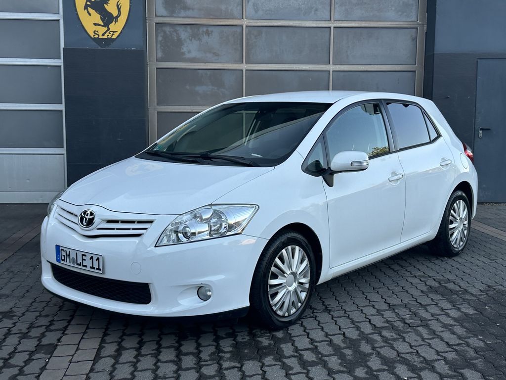 Toyota Auris 1.6 Klimaauto. Tempomat PDC