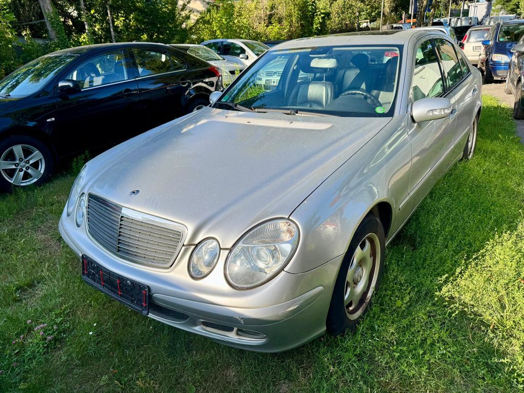 Bild des Angebotes Mercedes-Benz E 200 CDI Navi Leder 16 Zoll Alu Glasdach