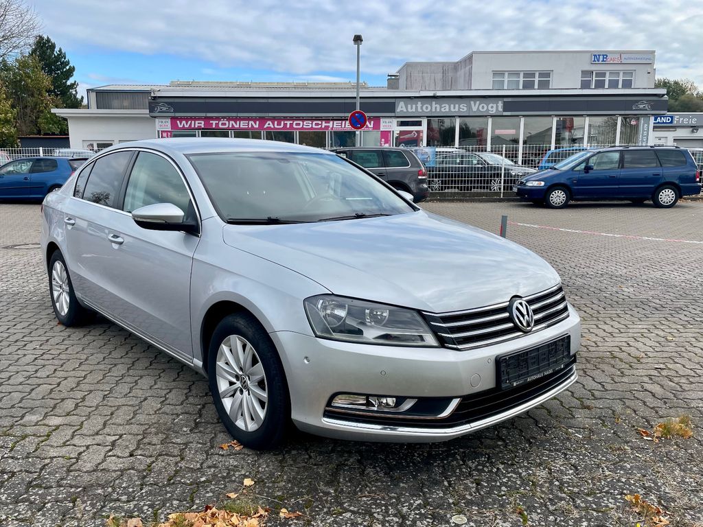 Bild des Angebotes Volkswagen Passat 1.4 TSI DSG Comfortline BlueMotion Tech
