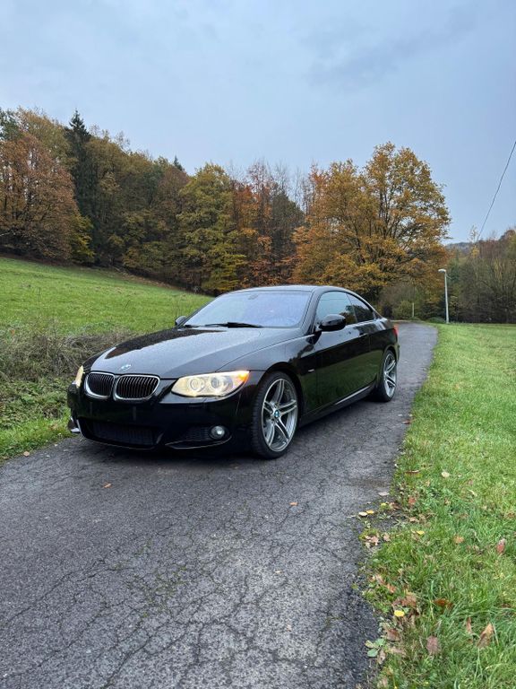 Bild des Angebotes BMW 325i Coupé M Sport Edition M Sport Edition