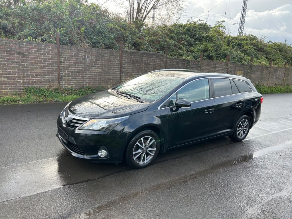 Bild des Angebotes Toyota Avensis Kombi Edition