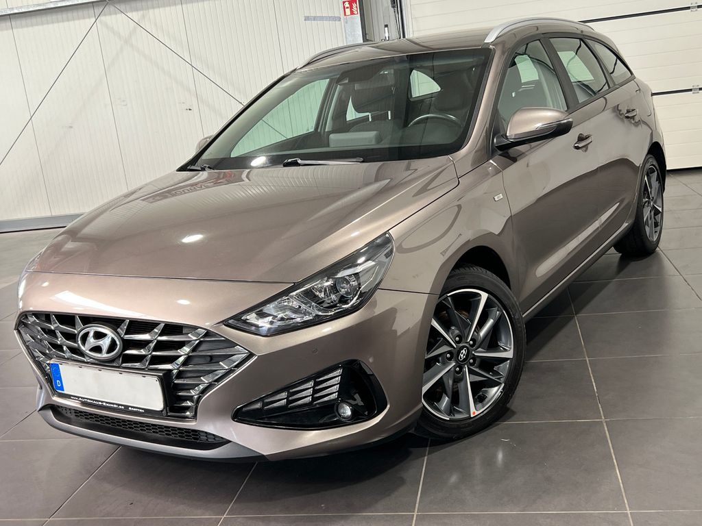 Bild des Angebotes Hyundai i30 1.0 T-GDI cw **Navi*Kamera*SHZ*Tempomat**