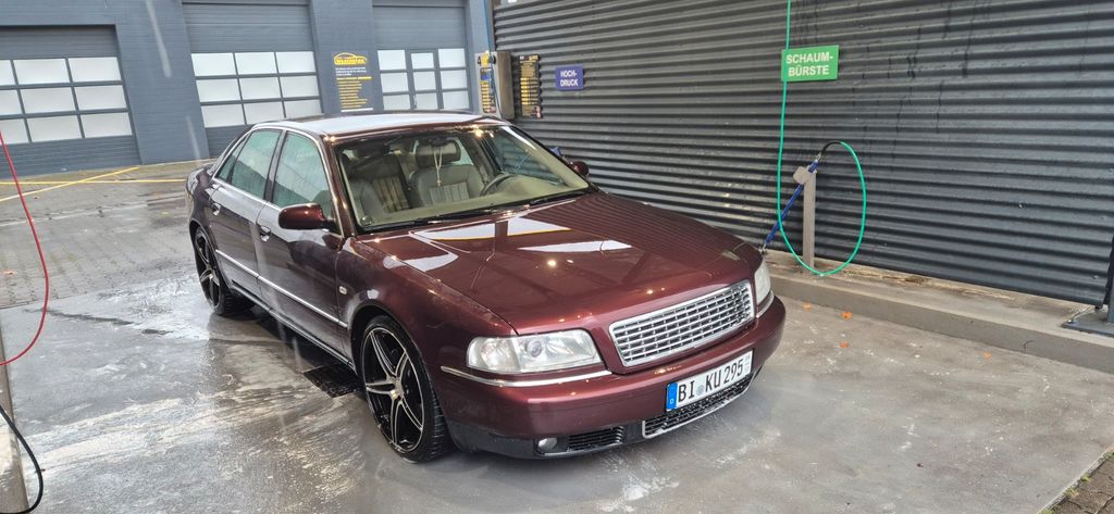 Audi A8 2.8 tiptronic -