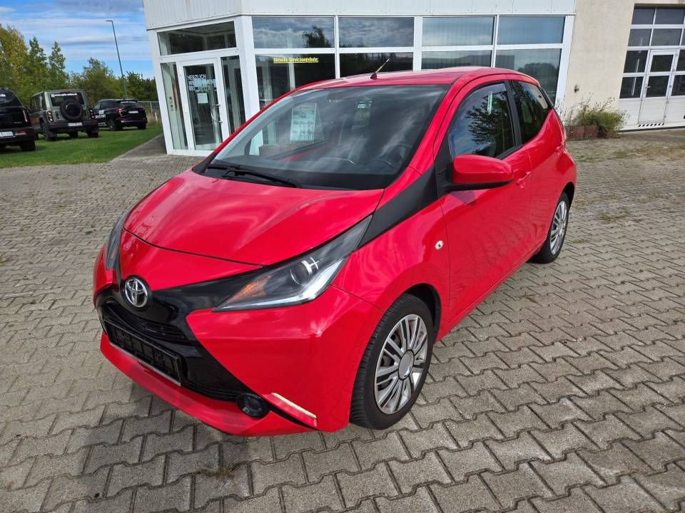 Bild des Angebotes Toyota AYGO 1.0 l Play