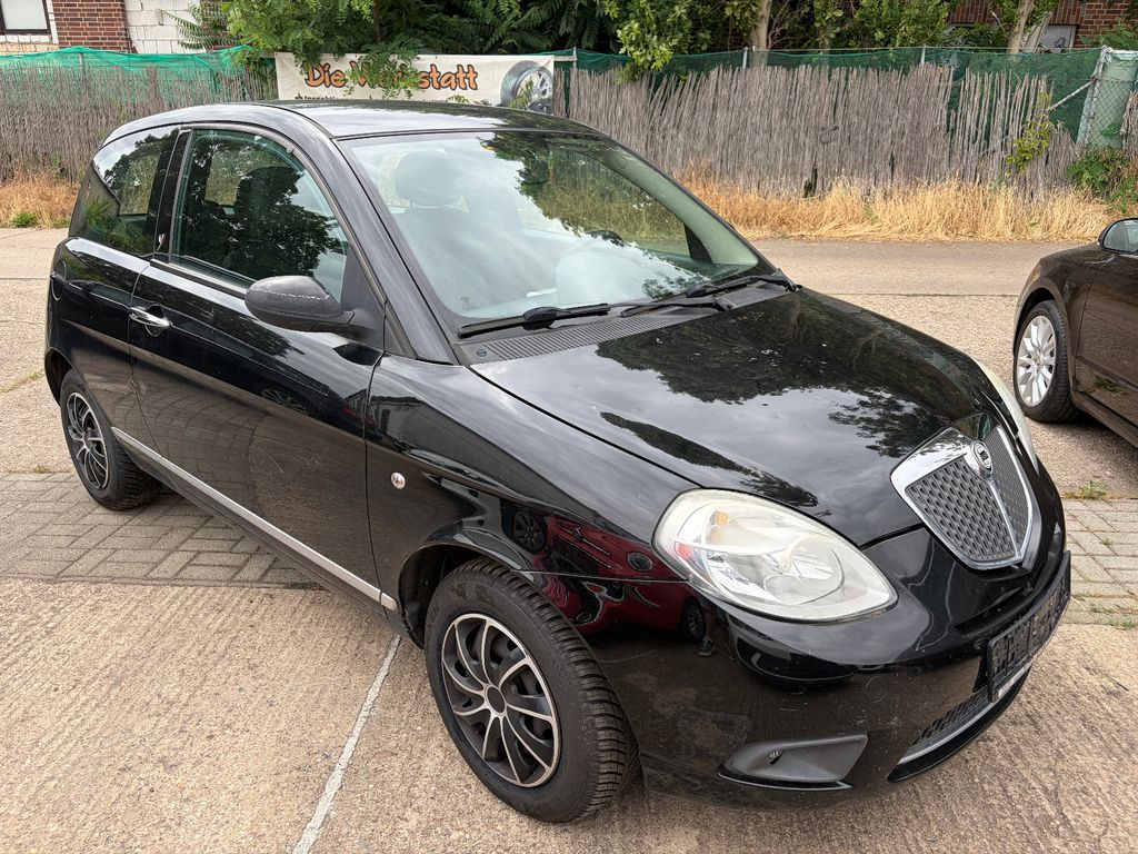 Lancia Ypsilon 1.2 8V Oro*TÜV 03/27*KLIMA*