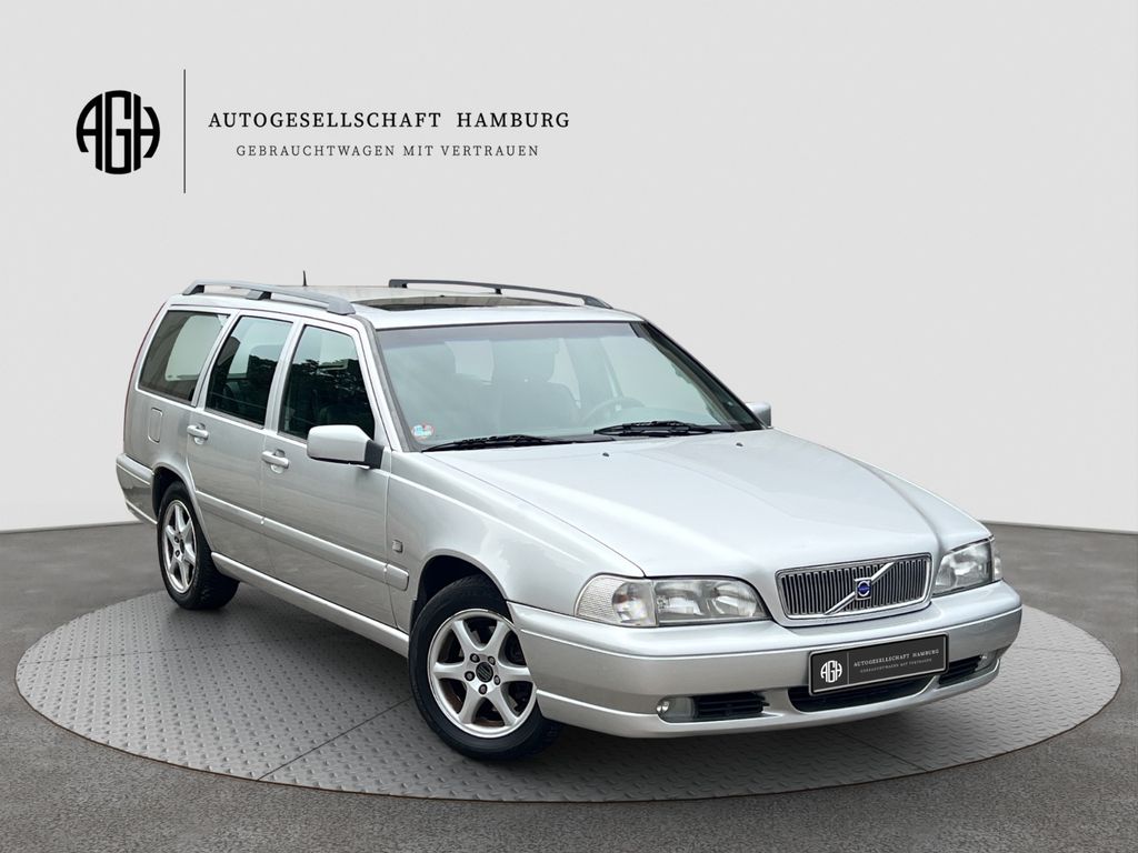 Volvo V70 2.5 TDI*Automatik*AHK*SitzHzg*2.Hand*4Season