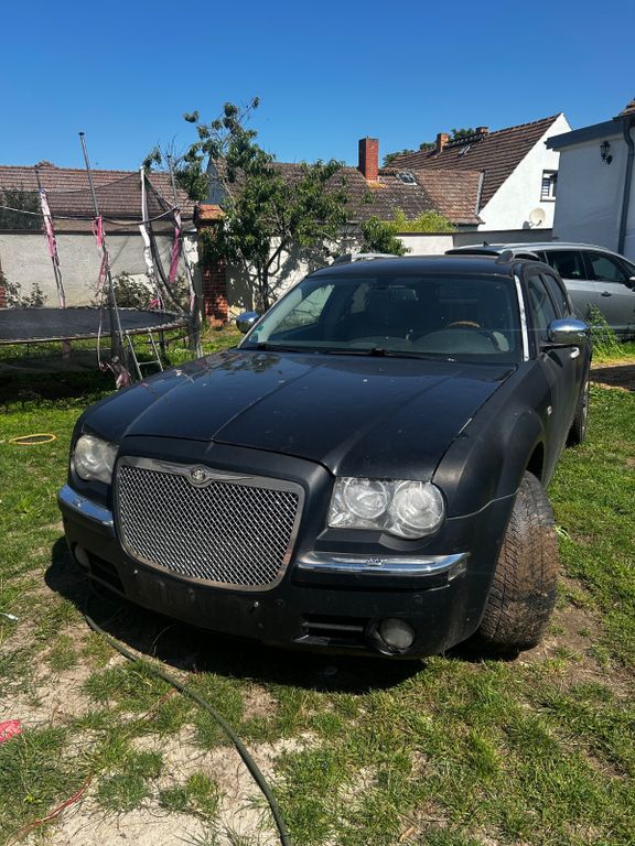Bild des Angebotes Chrysler 300C Touring 5.7 V8 HEMI AWD Autom. -