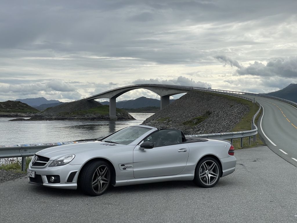 Bild des Angebotes Mercedes-Benz SL 63 AMG Designo, 300km/h