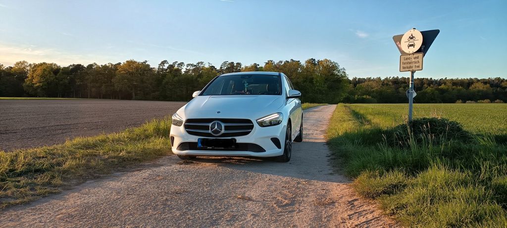 Bild des Angebotes Mercedes-Benz B 200 d DCT -