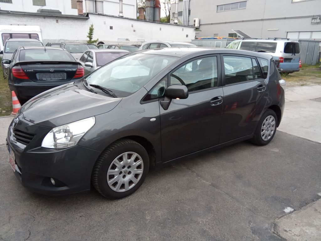 Bild des Angebotes Toyota Verso 1.8l Valvematic Edition