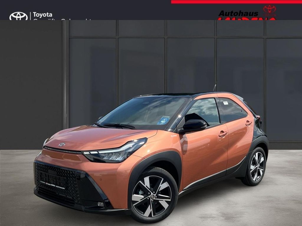 Bild des Angebotes Toyota Aygo X Hybrid Teamplayer *SITZHEIZUNG*SMART-KEY*