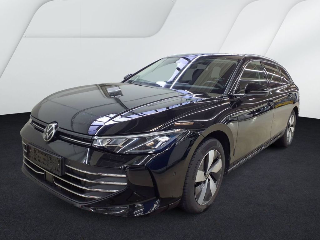 Bild des Angebotes Volkswagen Passat Business 1.5 eTSI DSG /AHK /IQ-DRIVE