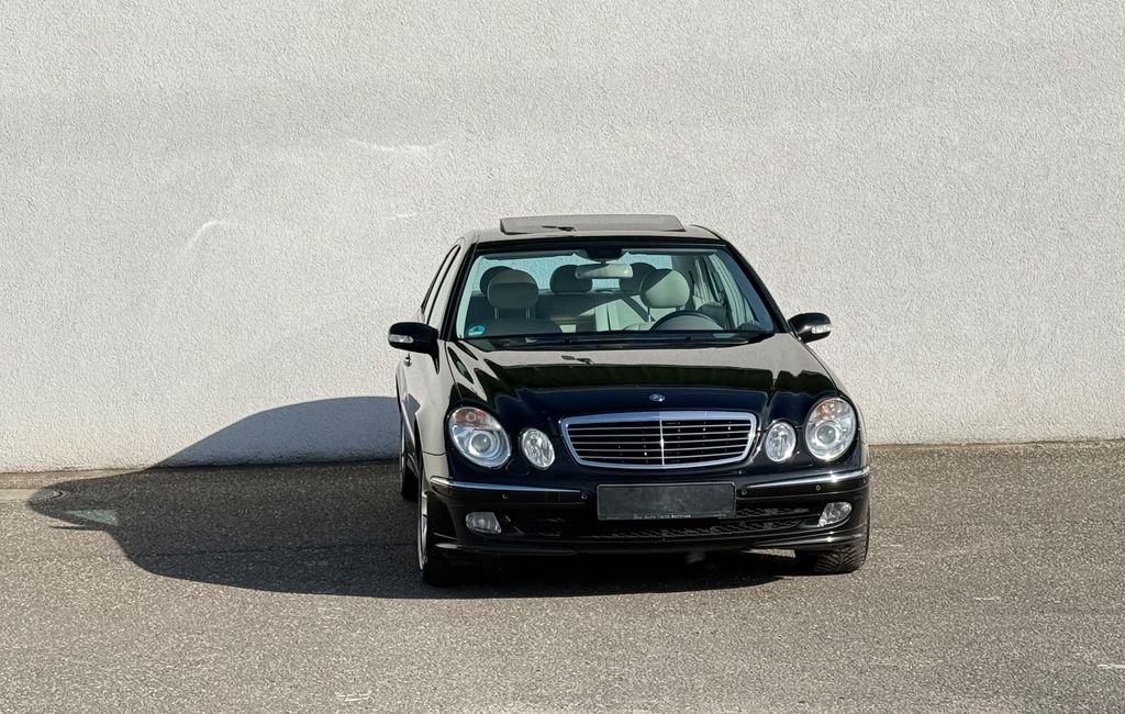 Bild des Angebotes Mercedes-Benz E 320 Lim. Automatik LPG/XENON/NAVI/MEMORY/LEDER