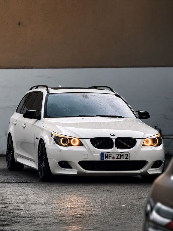 Bild des Angebotes BMW 530d touring Edition Sport Edition Sport