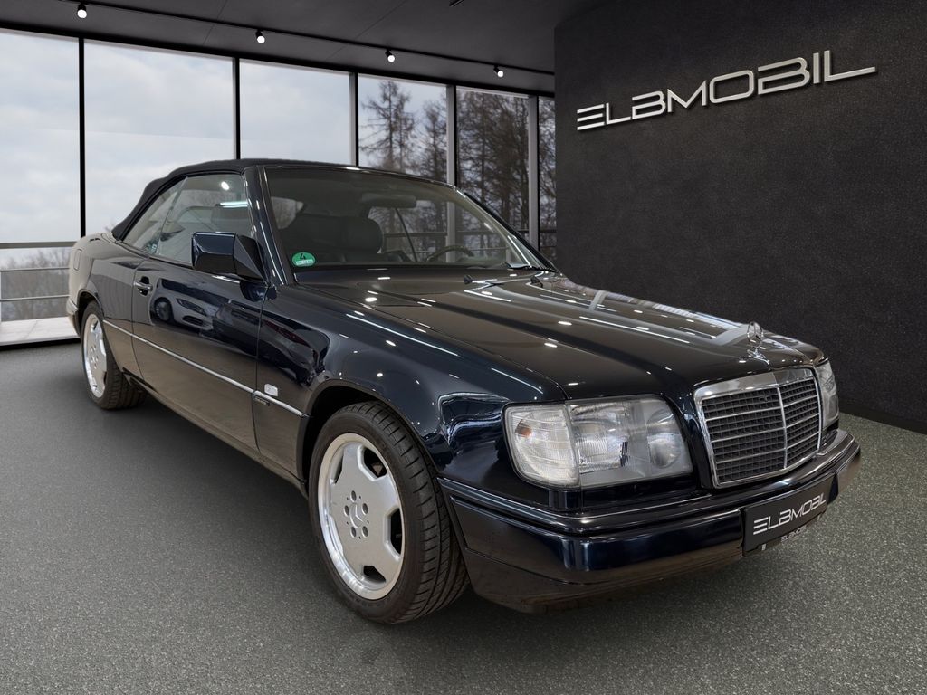 Mercedes-Benz E 220 FINAL EDITION Sitzh.*Sportfahrwerk* 17"AMG
