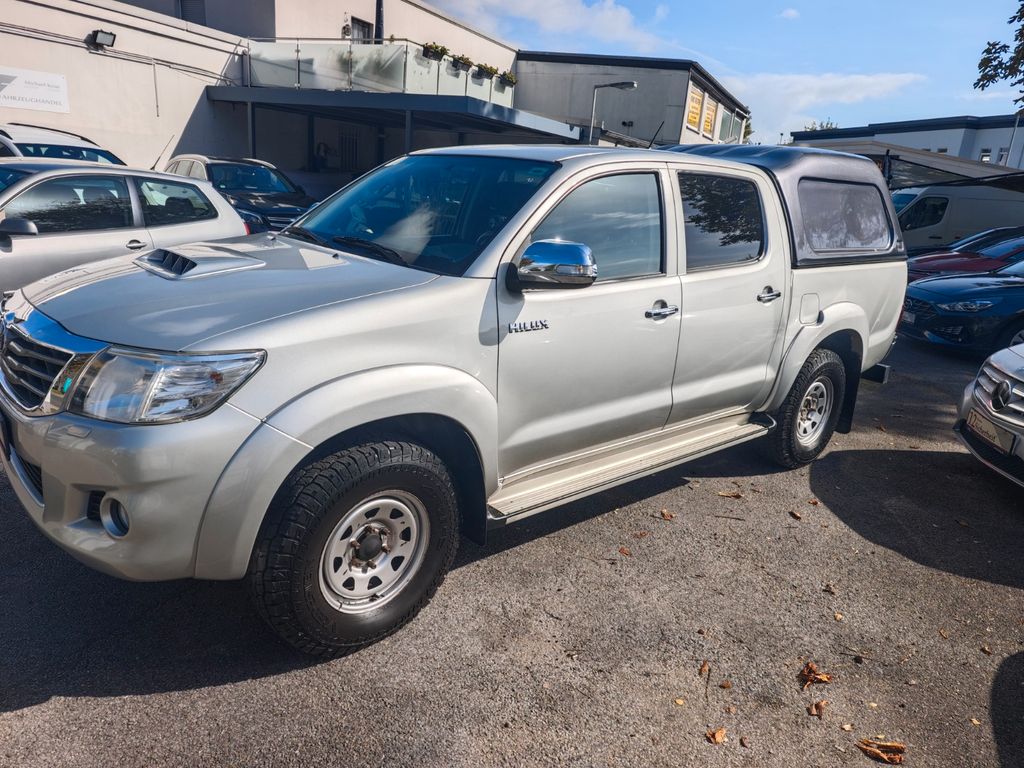 Toyota Hilux Double Cab Life 4x4