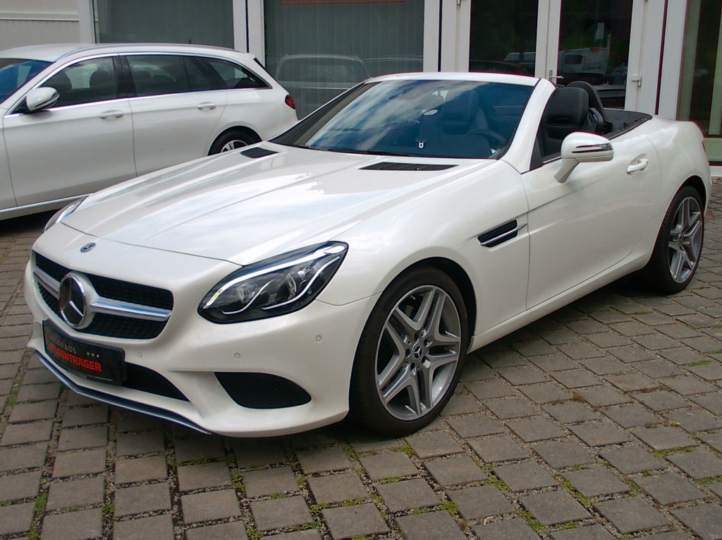Bild des Angebotes Mercedes-Benz SLC 200