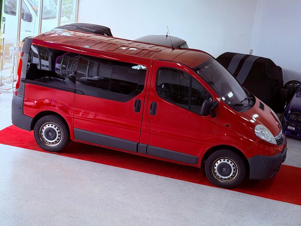 Bild des Angebotes Opel Vivaro Kasten/Kombi Kombi L1H1 2,7t