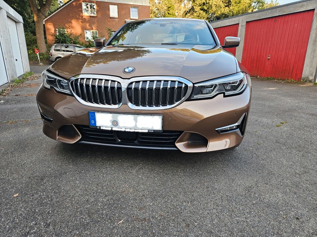 Bild des Angebotes BMW 330i Luxury/GARANTIE/Leder/DA Prof/Laser/HUD TOP