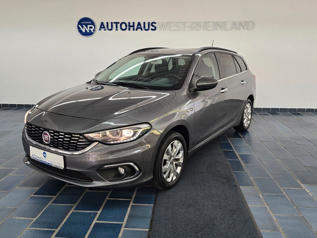 Bild des Angebotes Fiat Tipo Lounge  1,6Ltr-88kW*RFK*LED*AHK*SH*TEMP*NAV