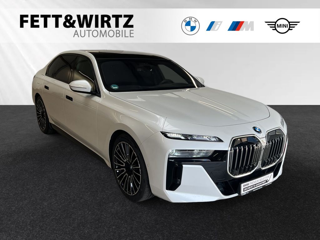 Bild des Angebotes BMW 750e xDrive UPE: 179.870,-|PersonalPilot|TV-Fond
