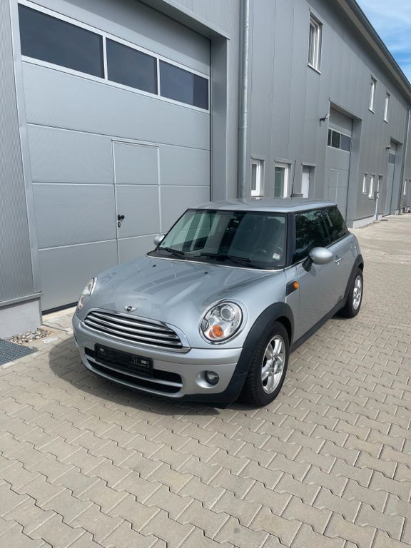 Bild des Angebotes MINI Mini Cooper D Automatik TÜV neu