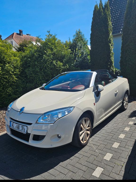 Bild des Angebotes Renault Megane Coupé-Cabriolet TCe 130 Floride Floride