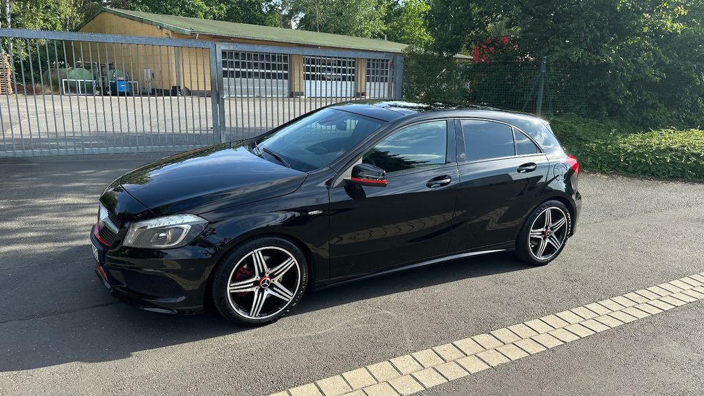 Bild des Angebotes Mercedes-Benz A 250 Sport DCT Sport Vollausstattung AMG Paket