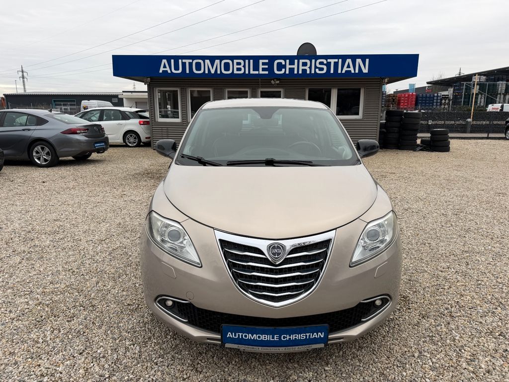 Bild des Angebotes Lancia Ypsilon Platinum Xenon~Teilleder~ PDC~Tüv: Neu