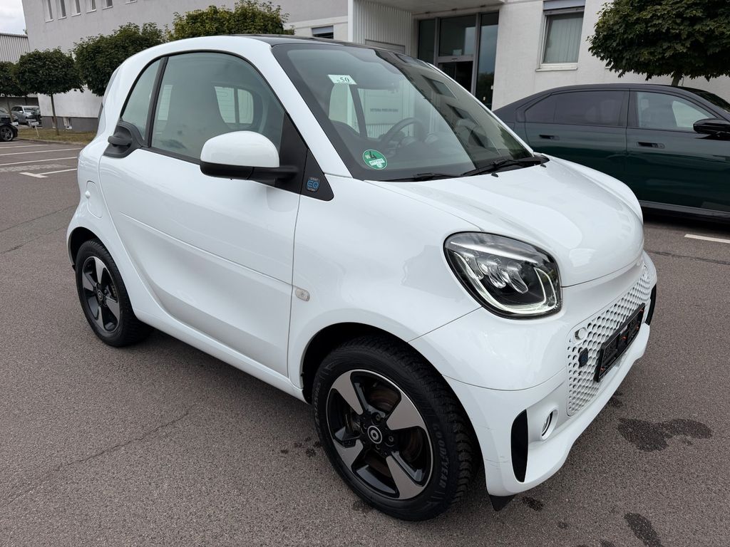 Bild des Angebotes Smart ForTwo coupe EQ*KAM*22kW*KAM*LED*SHZ*TEMP*PANO