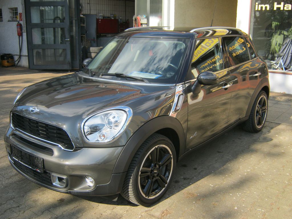 Bild des Angebotes MINI Cooper S Countryman ALL4 Navi/Pano/Klima/Xenon