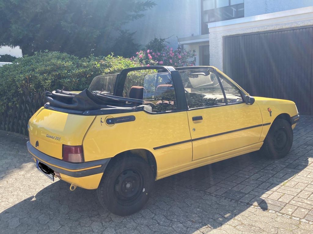 Peugeot  205 1.4 CJ mit CTI Sitzen Modell Pininfarina