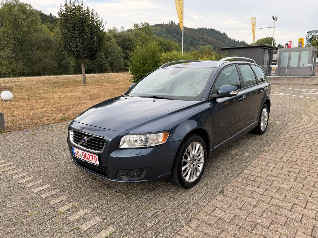 Bild des Angebotes Volvo V50 T5 AWD Edition *Automatik*Xenon*Leder*Navi*