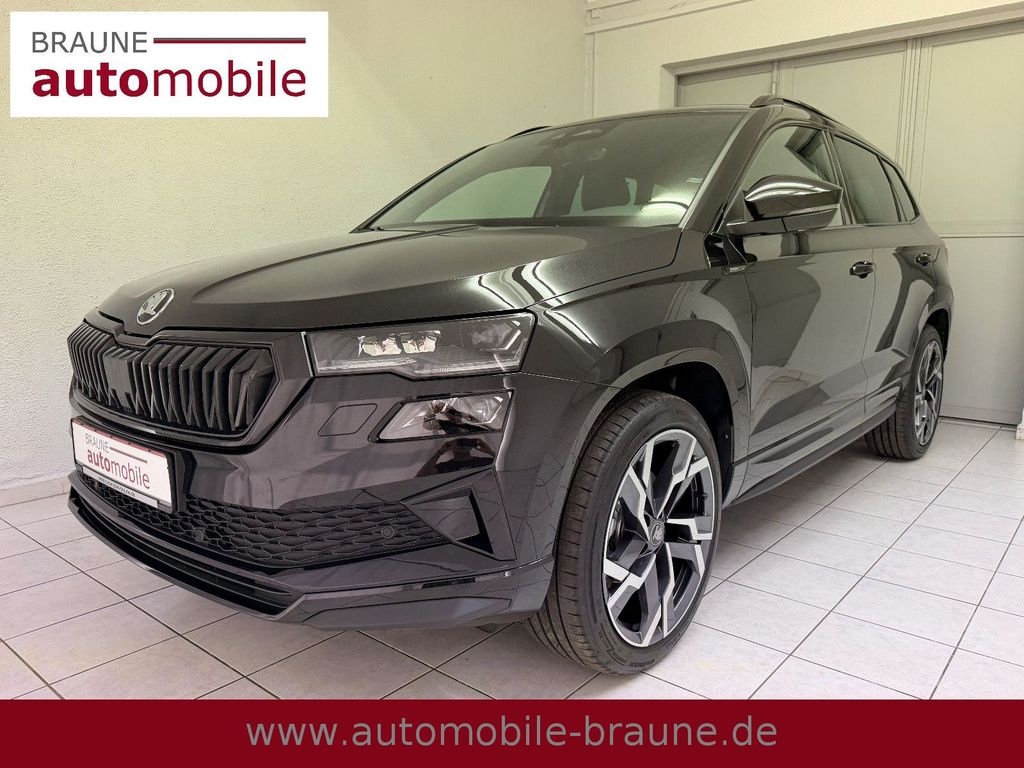 Bild des Angebotes Skoda Karoq 2.0TSI 4x4 DSG SPORT*PANO*SOUND*ASSIST*AHK