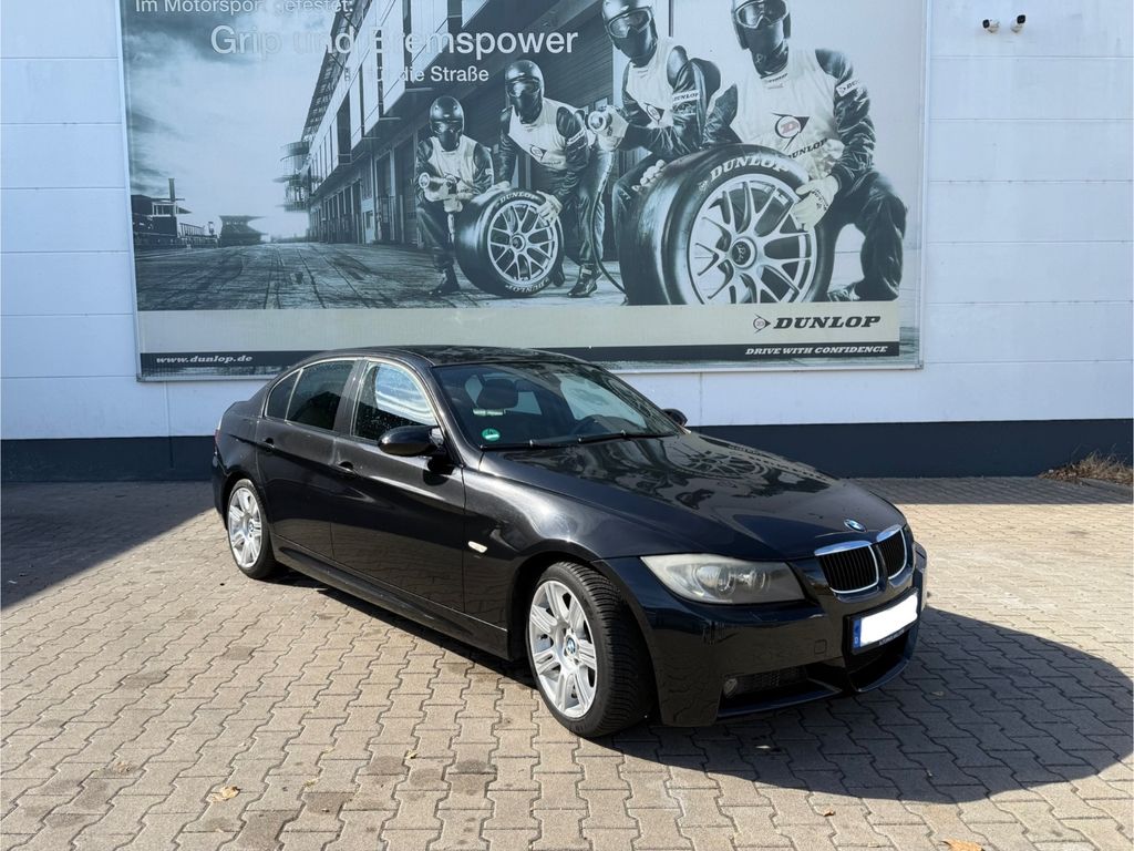 Bild des Angebotes BMW 318i E90 *M-PAKET*SHADOWLINE*XENON*