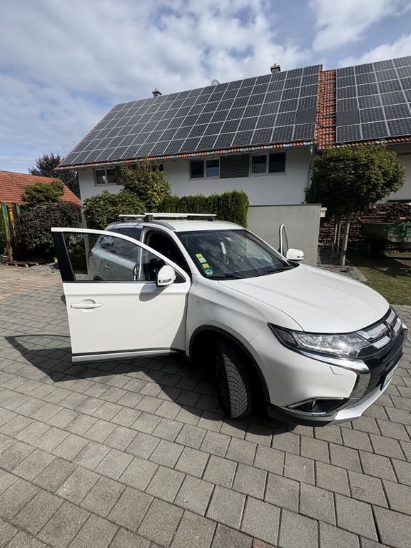 Bild des Angebotes Mitsubishi Outlander 2.2 DI-D Top ClearTec Auto 4WD Top