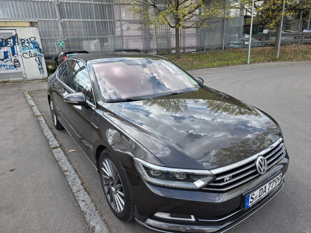 Bild des Angebotes Volkswagen Passat 2.0 TDI DSG BMT DigiTacho 360 Kam R-Line