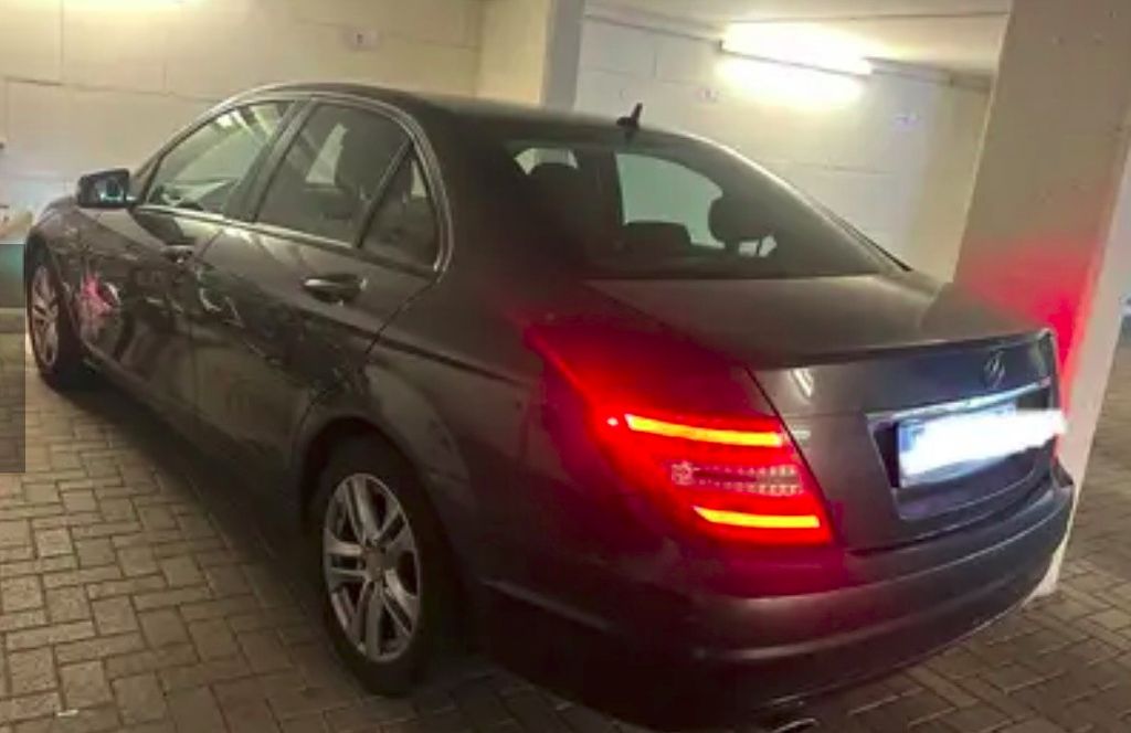 Bild des Angebotes Mercedes-Benz CL 220 in Antharzit Schwarz , TÜV bis 04.2028