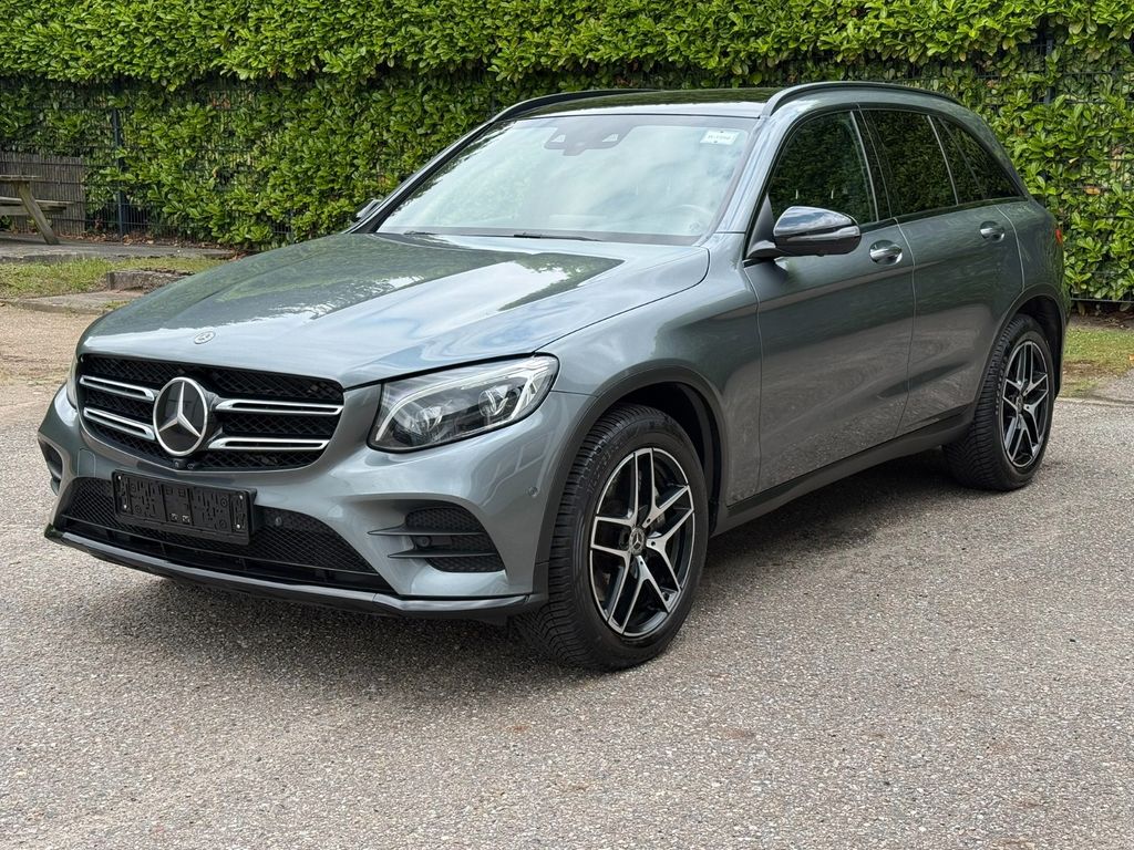 Bild des Angebotes Mercedes-Benz GLC 350d 4M AMG/DISTR+/AIRM/HUD/PANO/AHK/VOLL!